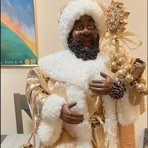 Ole World Santa! Actually a tree topper, or can stand alone!